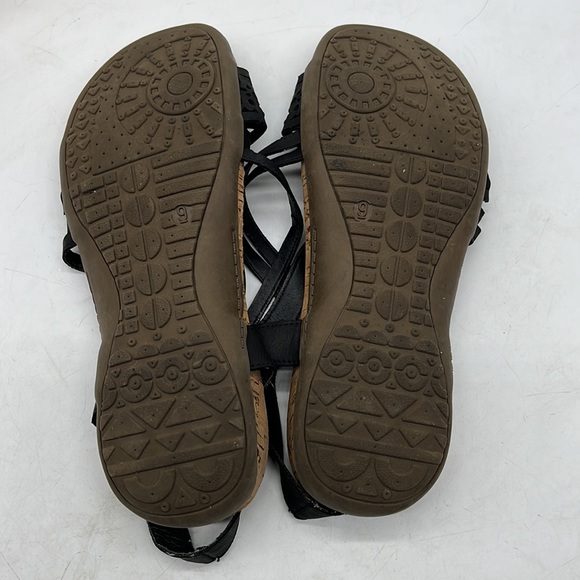 Bearpaw Black Suede Sandal Size 9. BSN2679D - Picture 6 of 8
